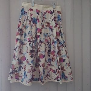 Girls/teens/womens flowery skirt